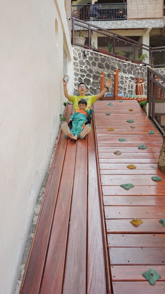 Keponakan mai playground di borobudur